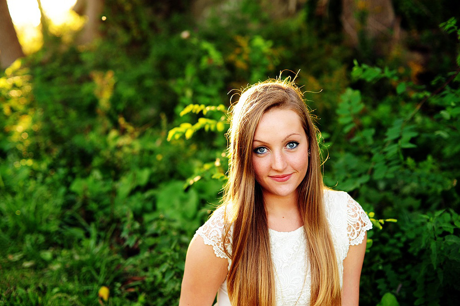 fort williams park senior portrait session