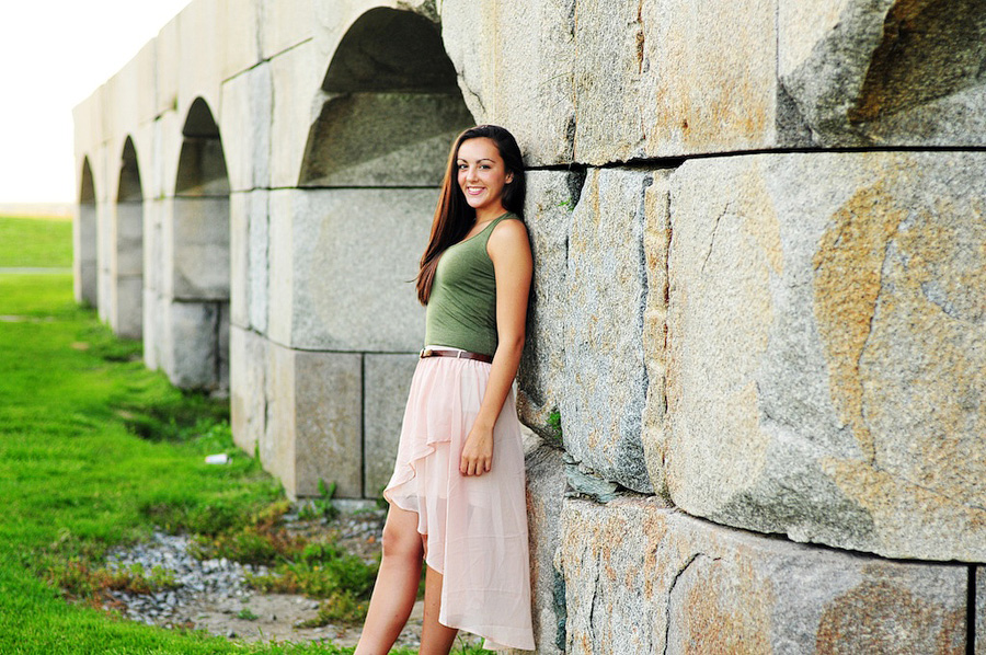 spring point ledge lighthouse senior photos