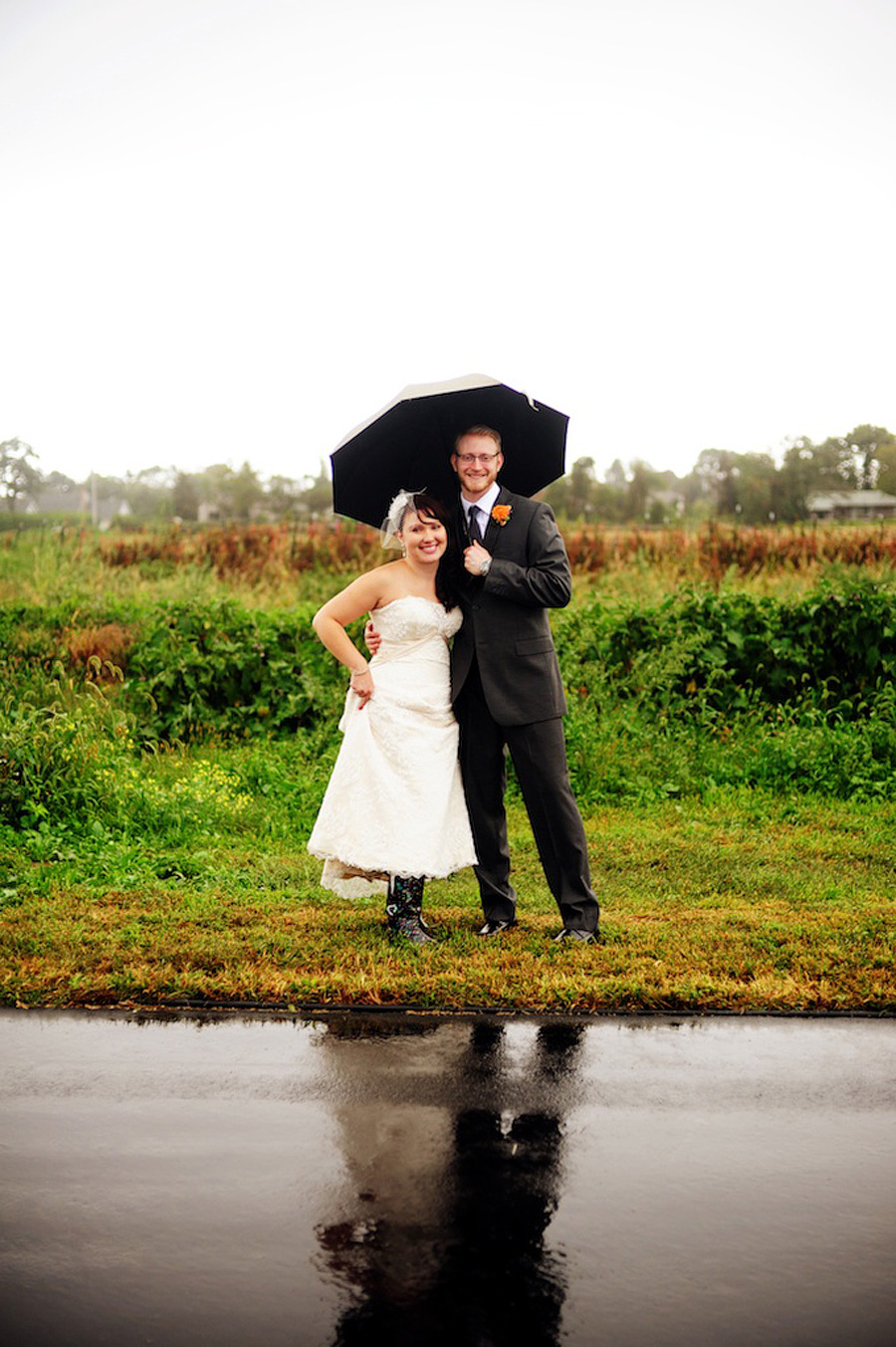 kinney bungalow at sunset farm wedding