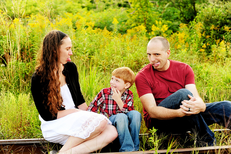 I spent an afternoon at the East End with Katie, Jason, and Raistlin for their annual family session!