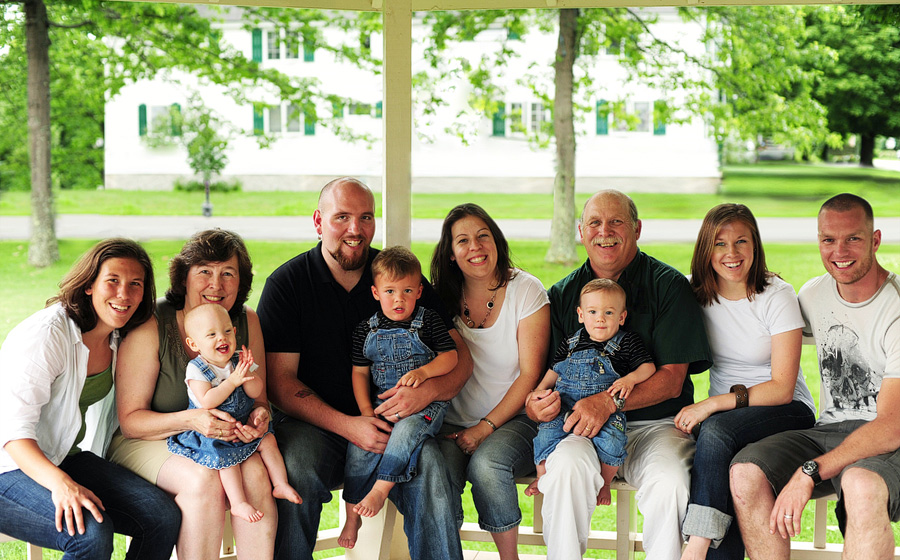 I photographed the entire Caron/Ronfeldt family -- always an awesome time. :)