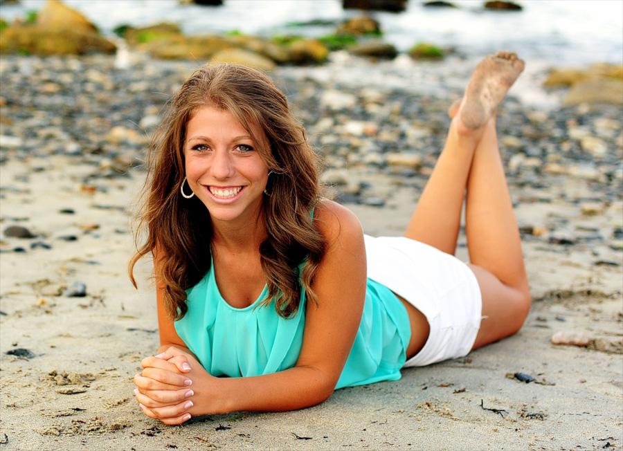 I photographed Katie's senior session at Fort Williams!