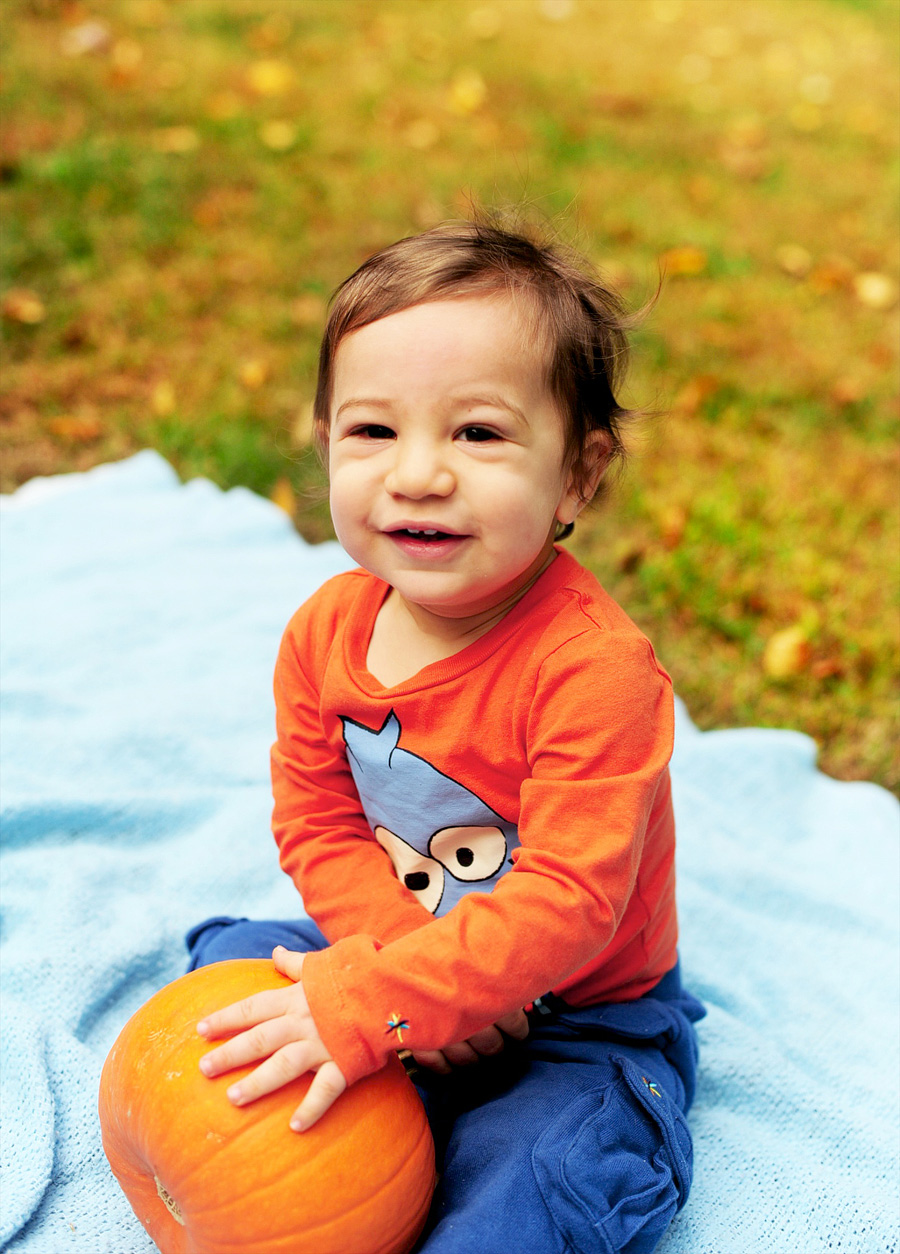 I went to Raymond for Callum's 1-year session!