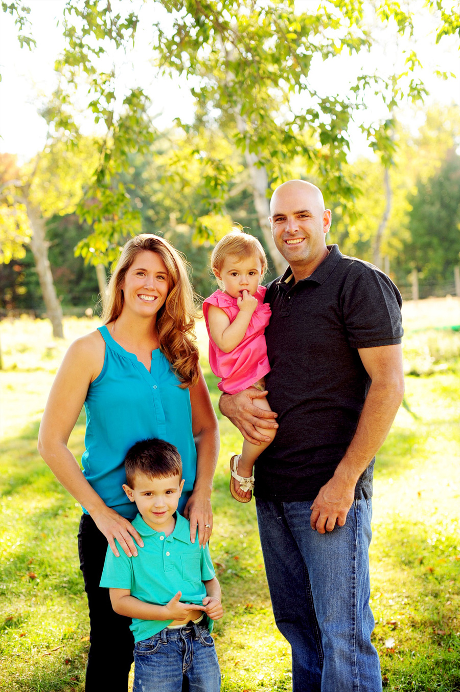 I went down to Lunenburg, MA, for Laura & Woody's family session!