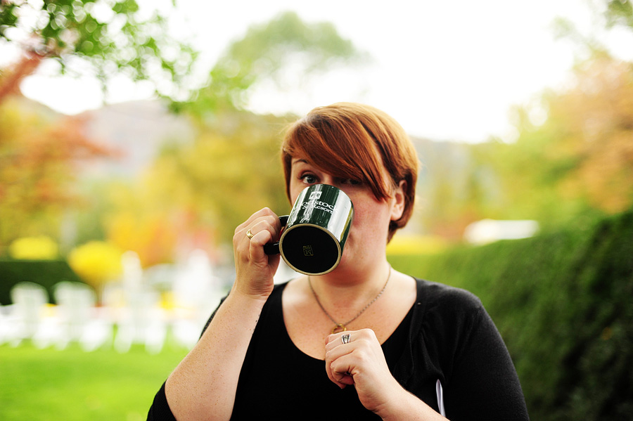 Sipping some hot cider at Elizabeth & Bruce's cocktail hour!