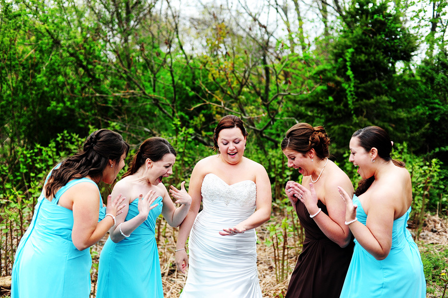 Jasmine and her bridesmaids. :D