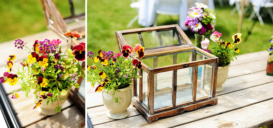 I loved their card table, complete with lovely flowers and a rustic card box.