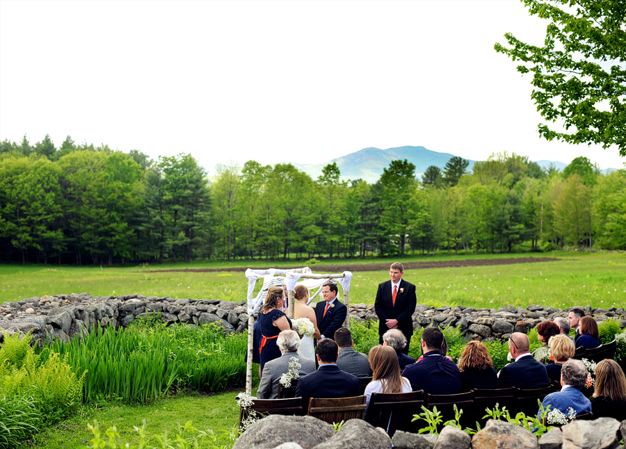 spring wedding at moody mountain farm