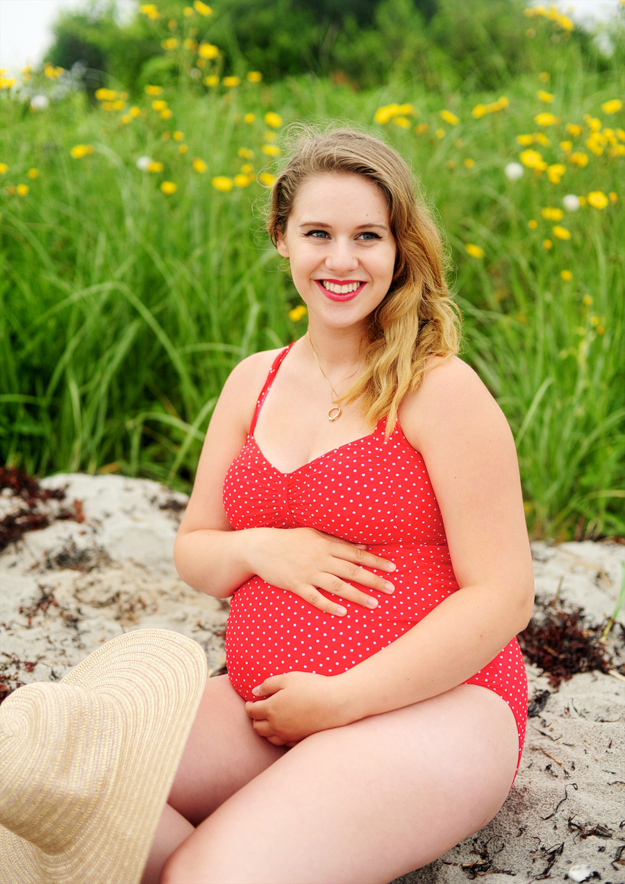 Crescent Beach Maternity Photos