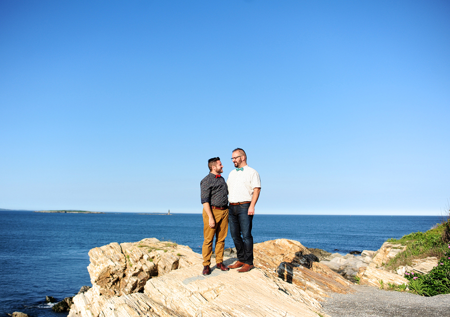 Portland Headlight Engagement Photos