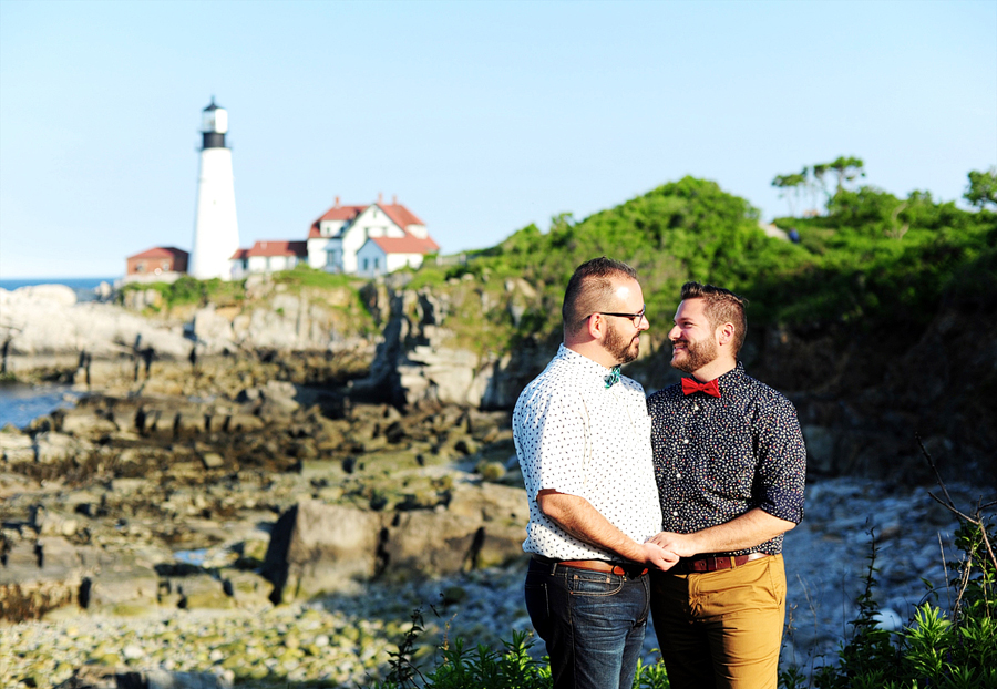 Portland Headlight Engagement Photos