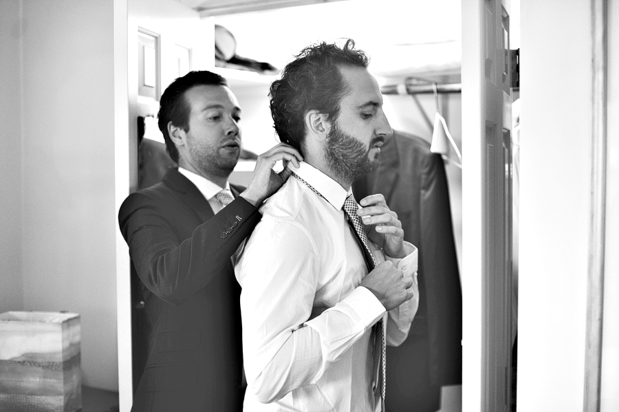 groomsmen getting ready