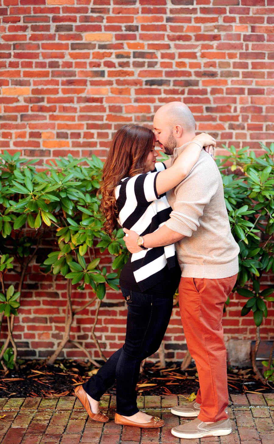 brick wall engagement photos in maine