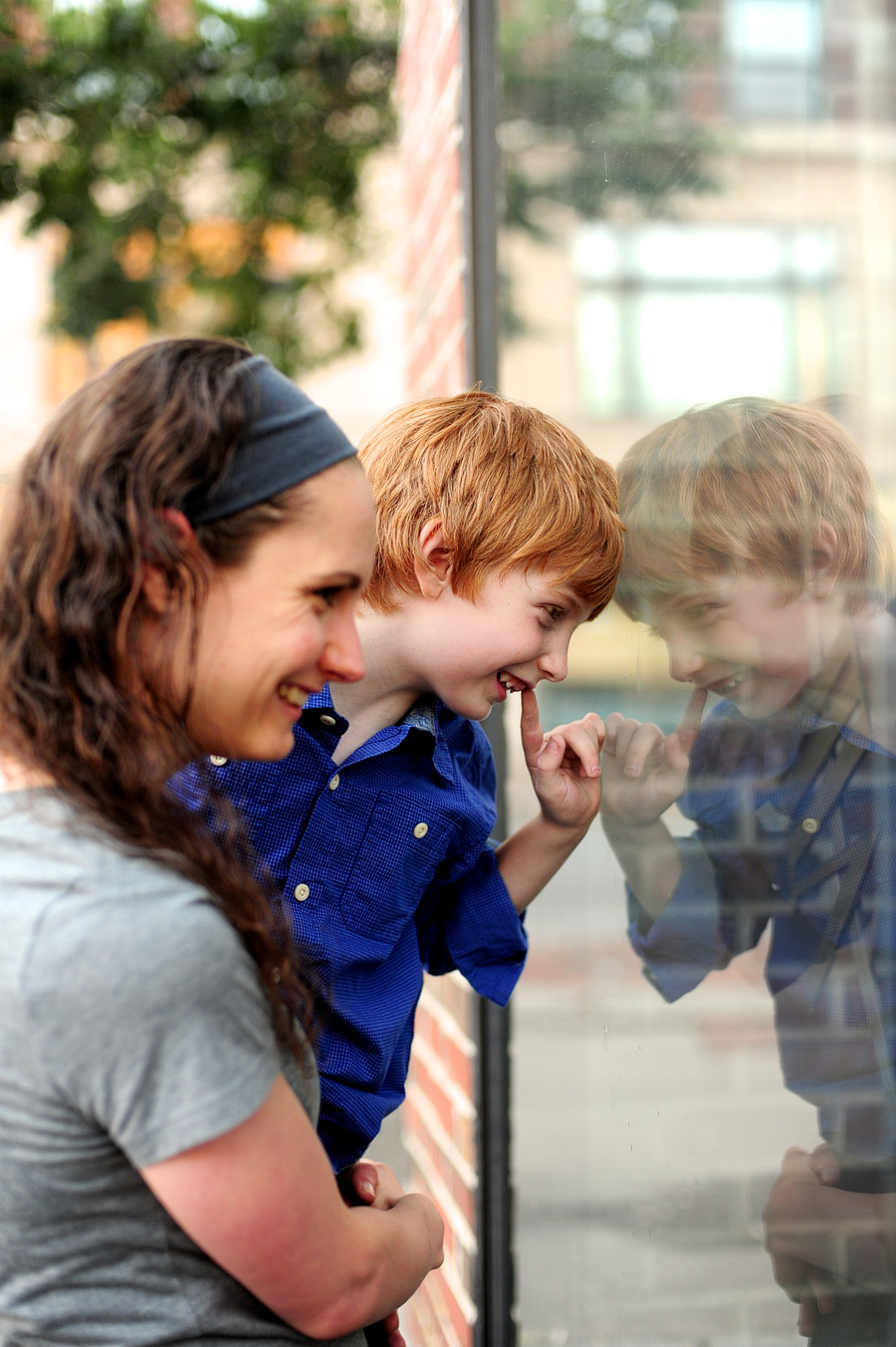 candid, fun family session in maine