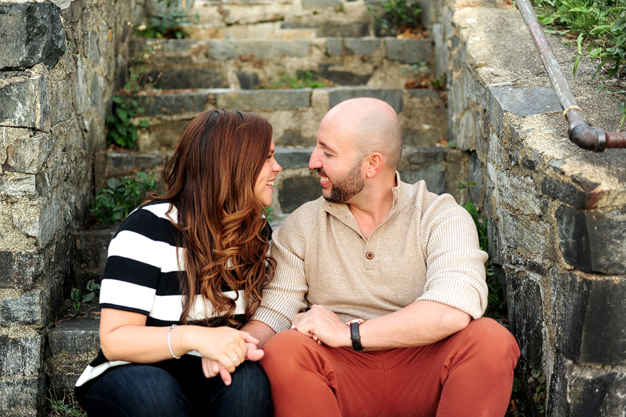 engagement photo at fort williams park in cape elizabeth