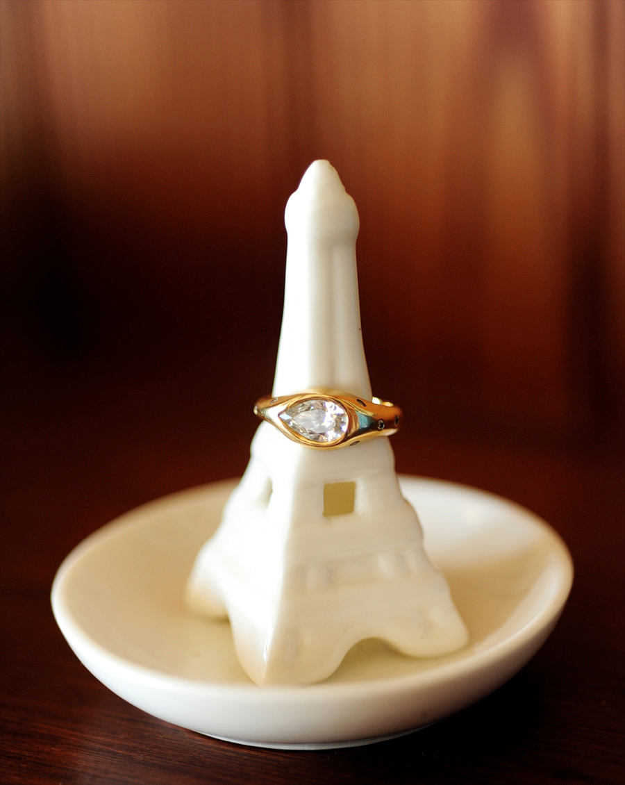 eiffel tower wedding ring