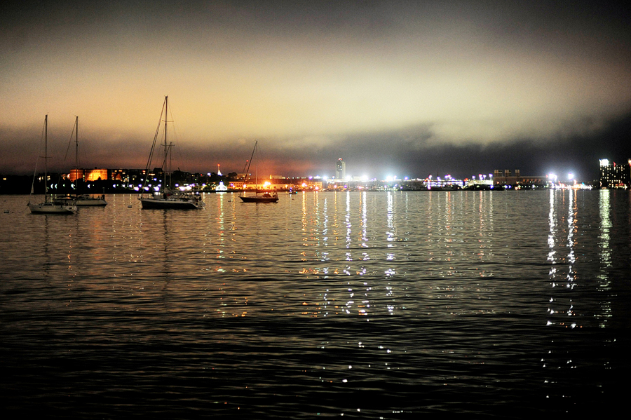 night time view from the new england aquarium