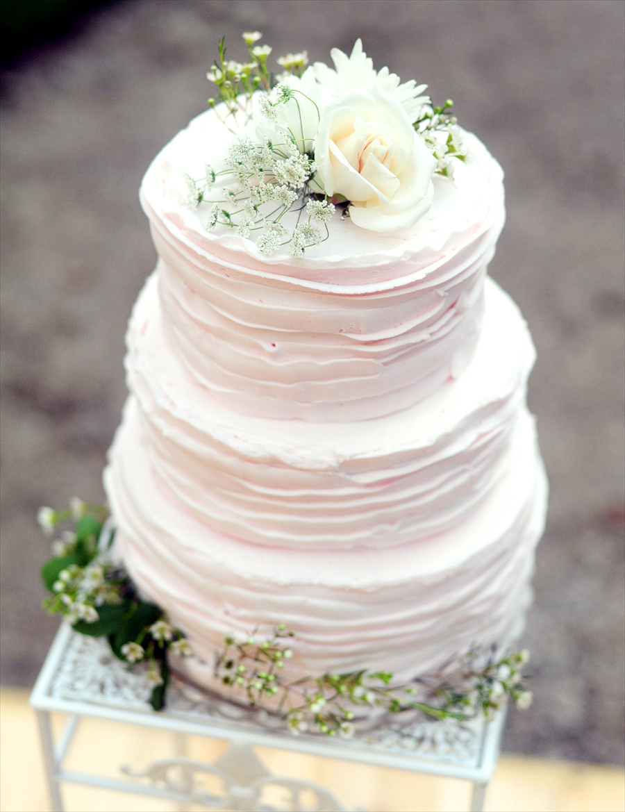 simple wedding cake, pale pink wedding cake, three tier wedding cake