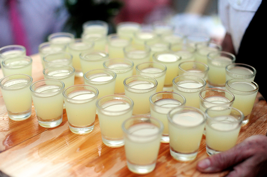 wedding limoncello shots, wedding limoncello toast