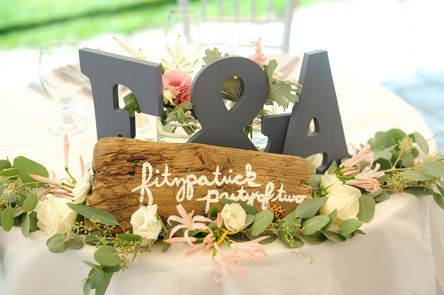 driftwood wedding decor