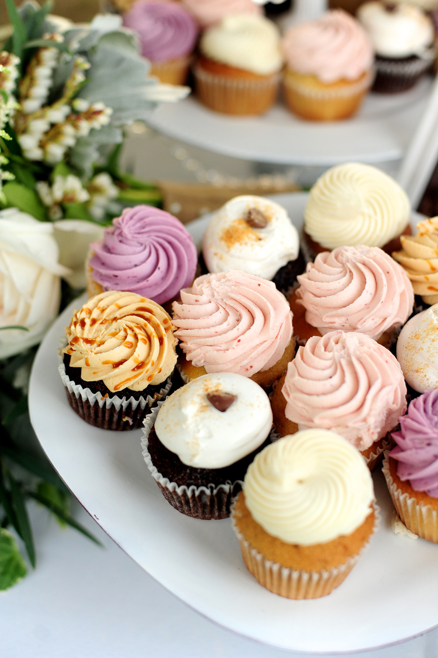 cupcakes as a wedding dessert