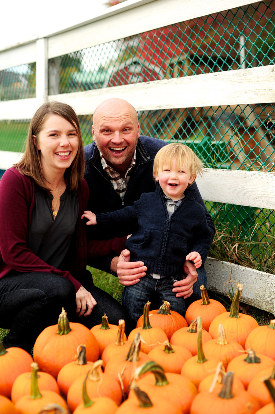 family photos with pumpkins in maine
