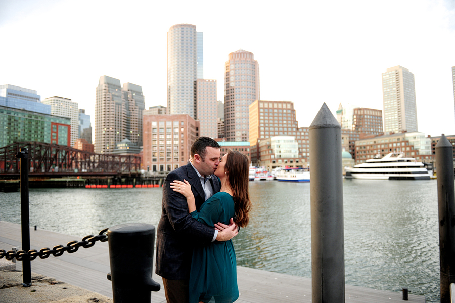 couple kissing in boston