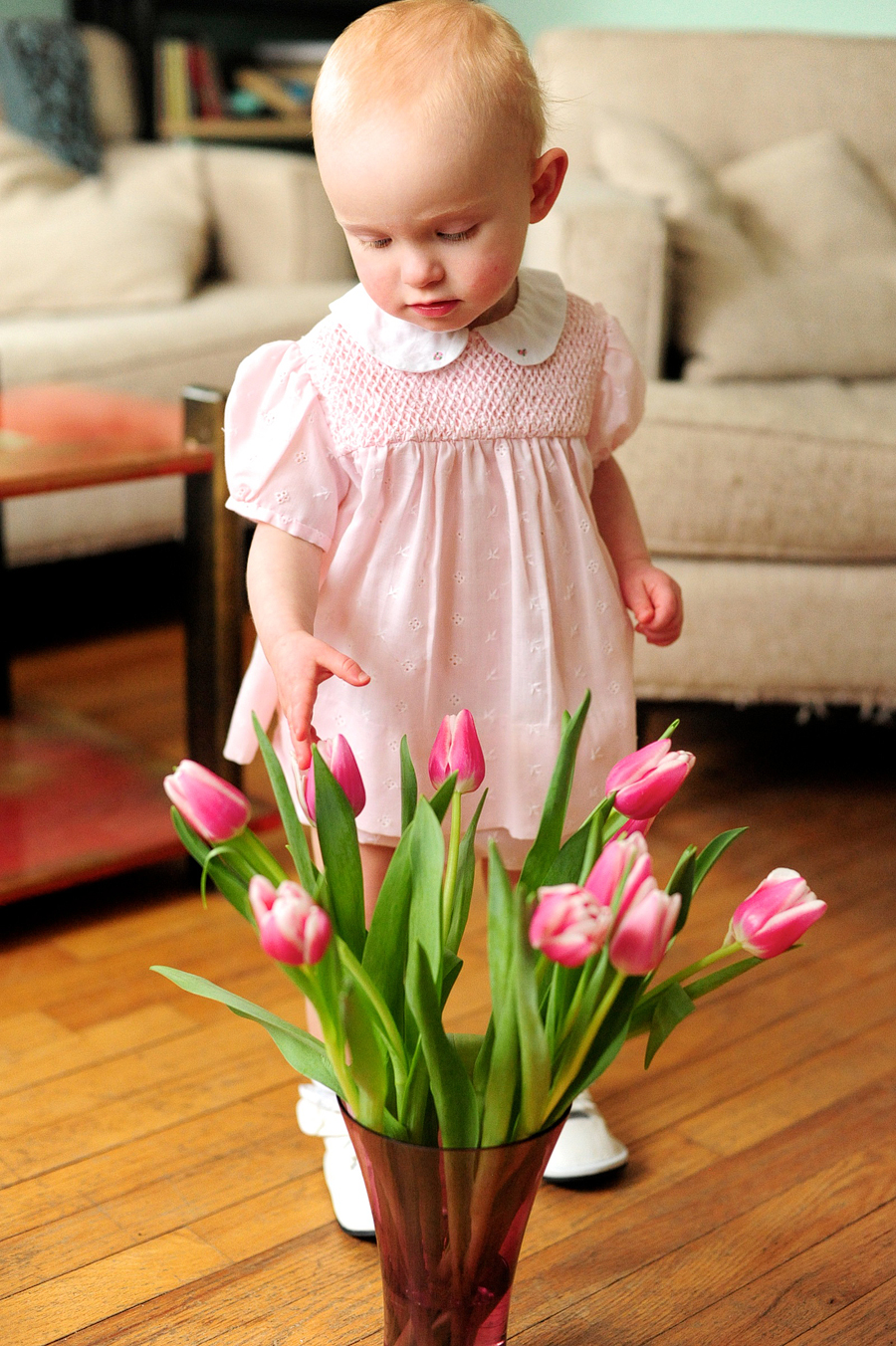 little girl with tulips