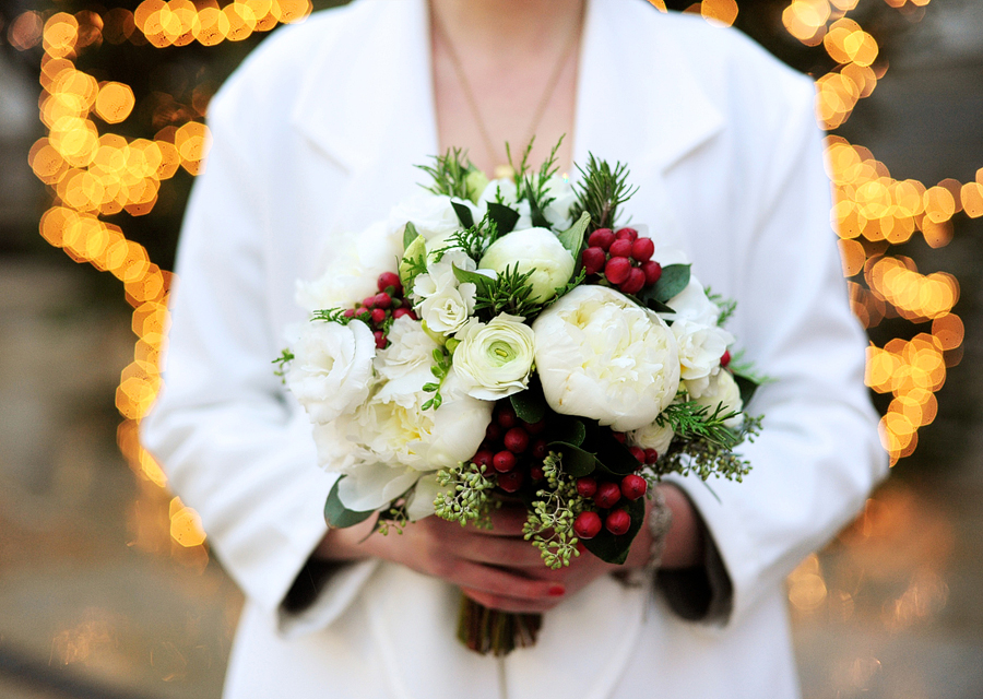 winter wedding bouquet