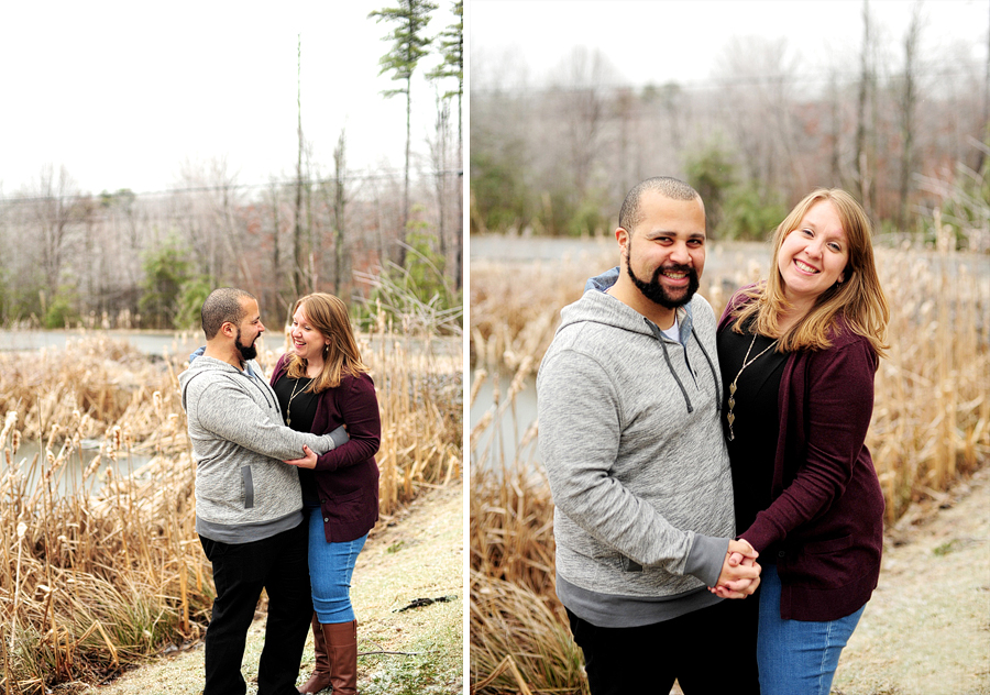 relaxed engagement photos