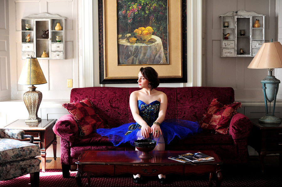 elegant portraits at the portland club