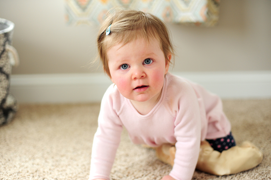 baby girl with barrette