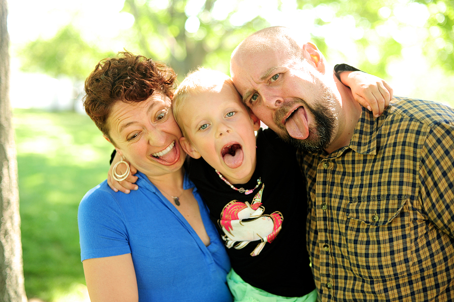 silly family photos in newburyport