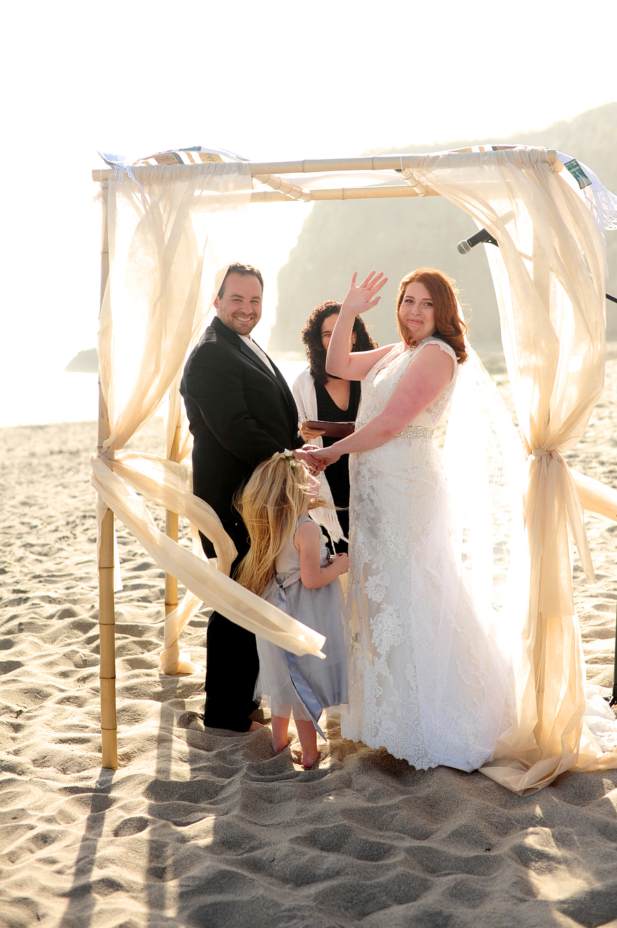 happy california wedding ceremony