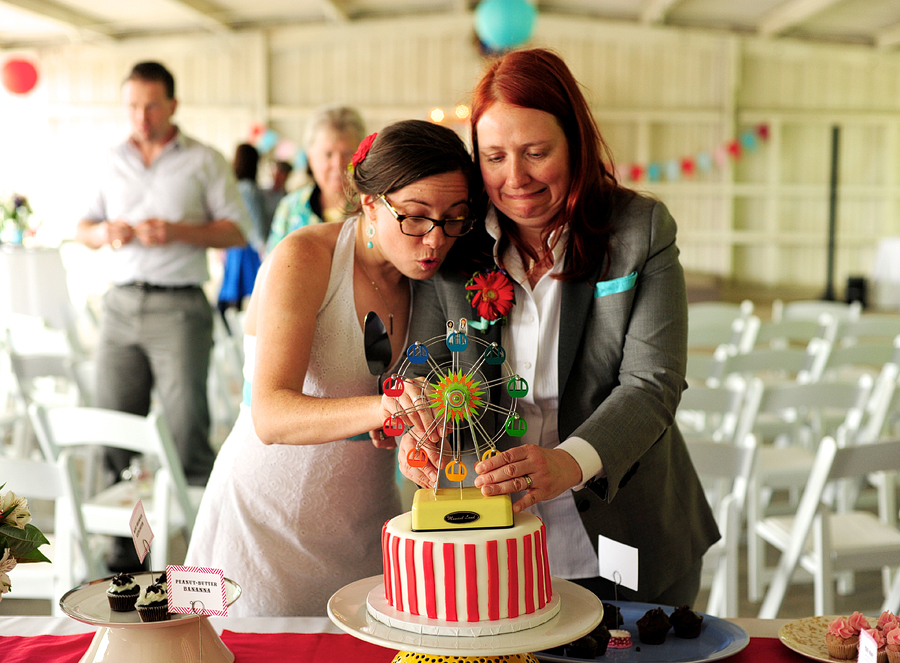 couple cutting their wedding cake