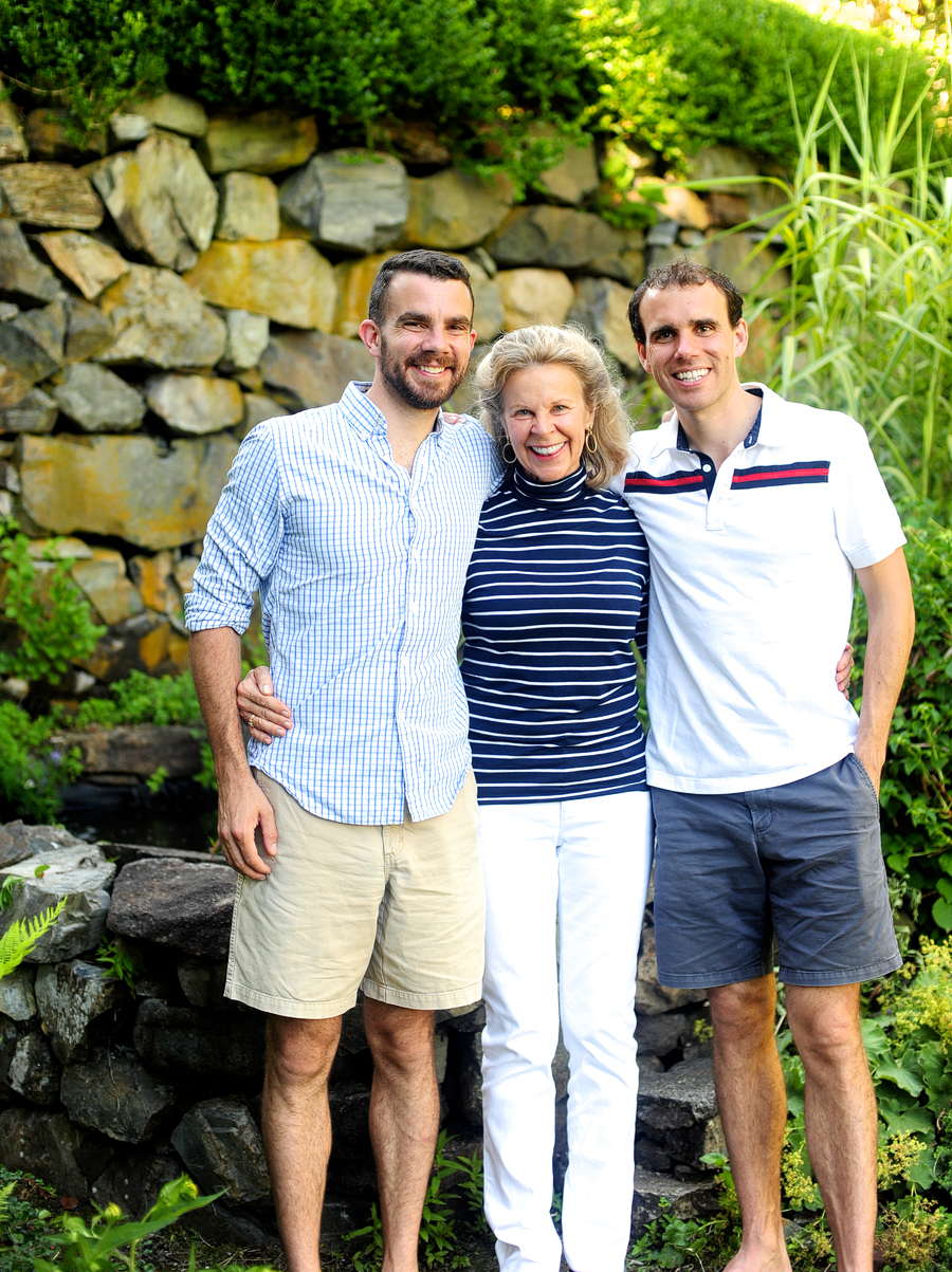 natural, happy family portraits in cape neddick, maine