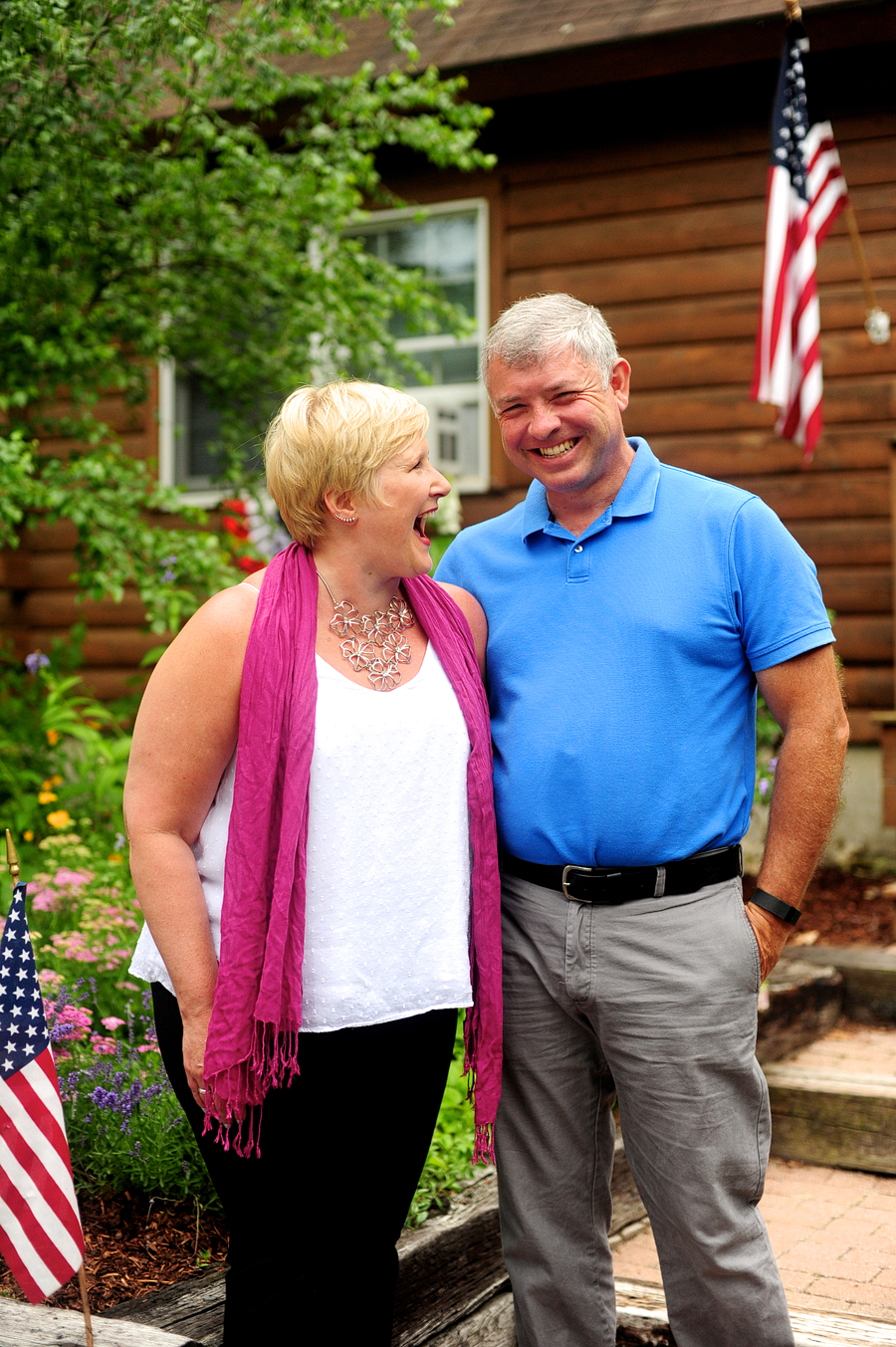 happy, genuine family photos in new hampshire