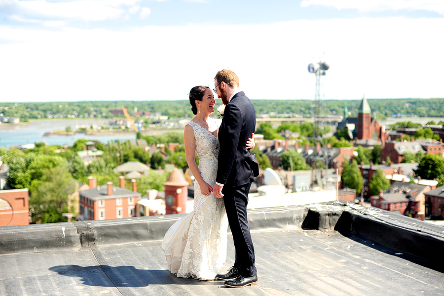 westin portland harborview rooftop wedding couple