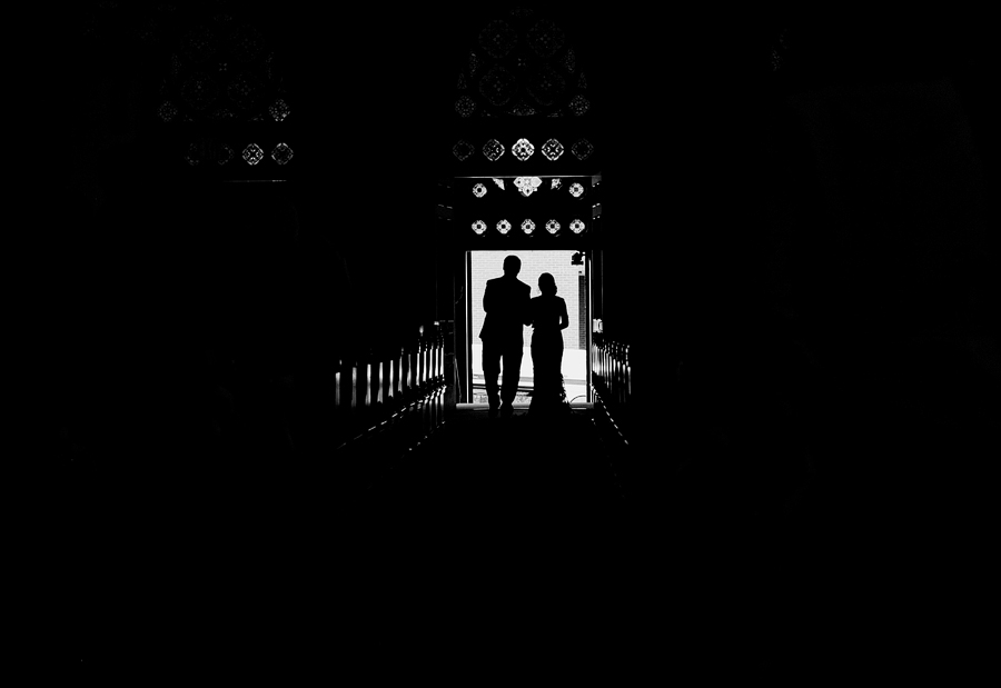 dramatic ceremony shot at the maine irish heritage center