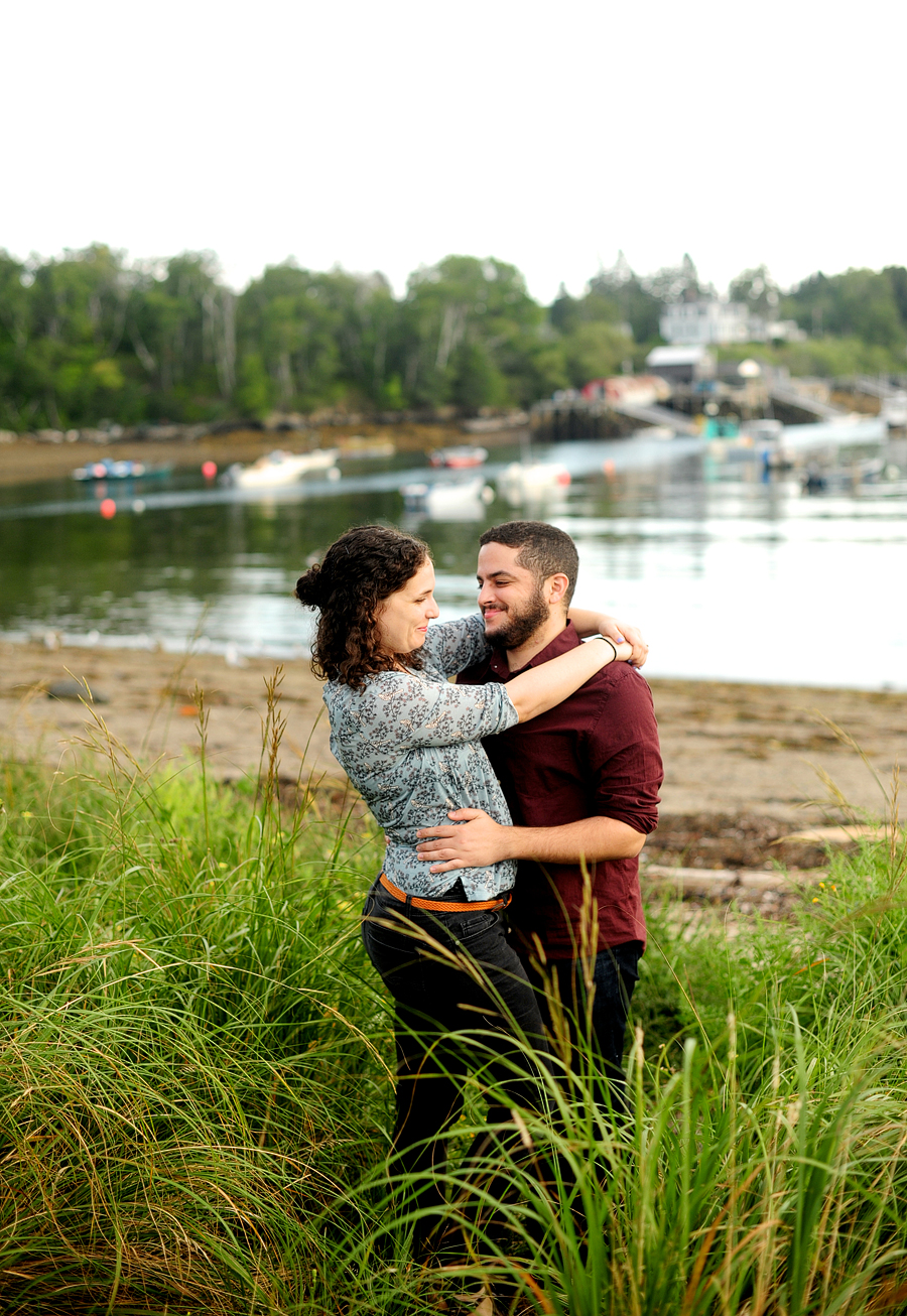 engagement session on bailey island, maine