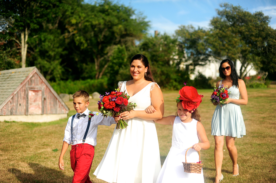 backyard wedding in new harbor, maine