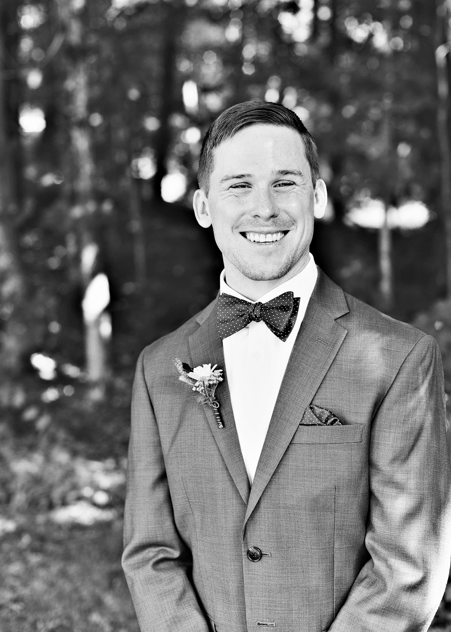groom in a bow tie