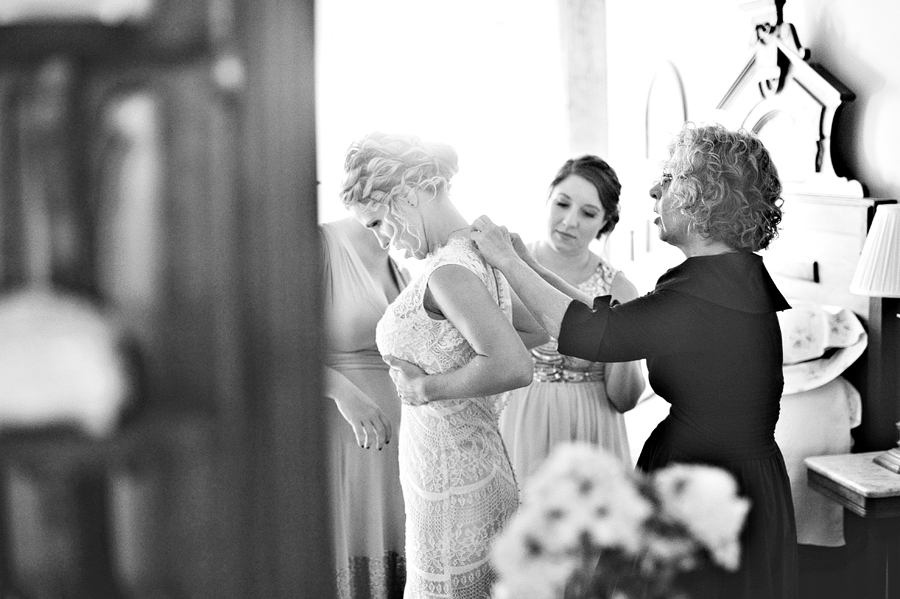 bride getting ready in maine