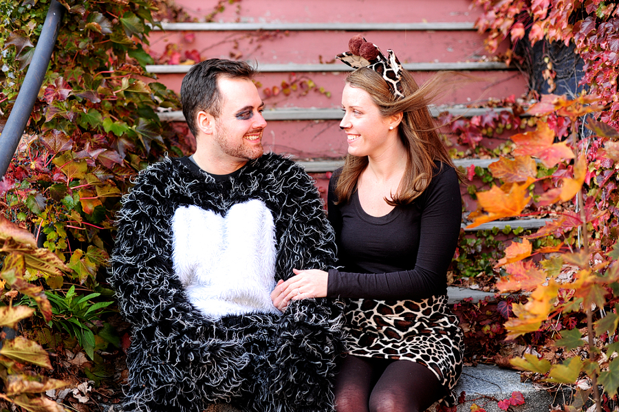 halloween engagement session