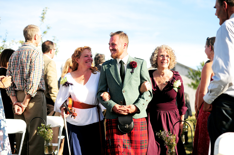 groom in a kilt