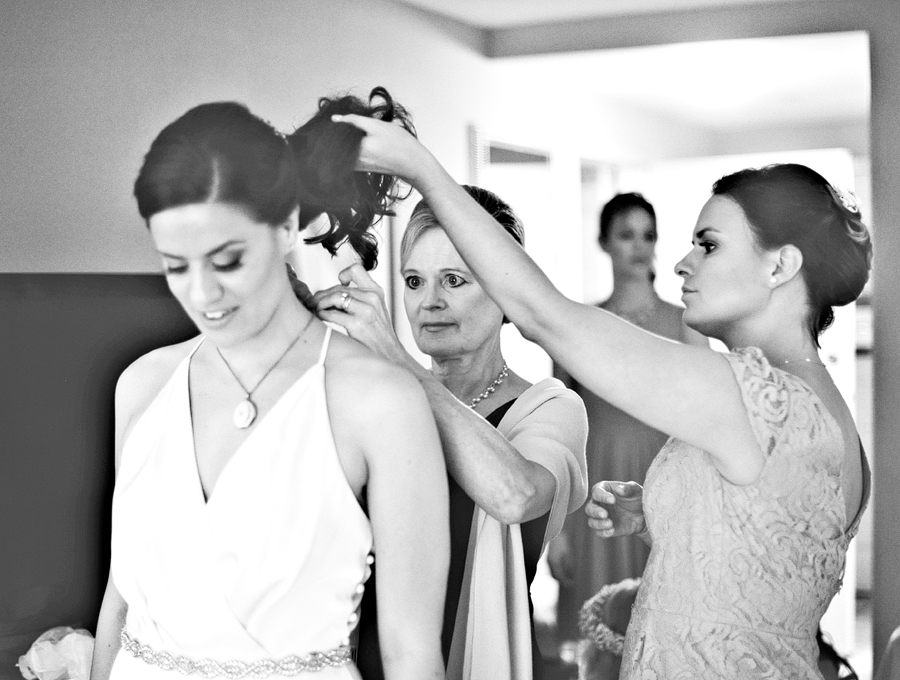 bride getting ready at hampton inn bath maine