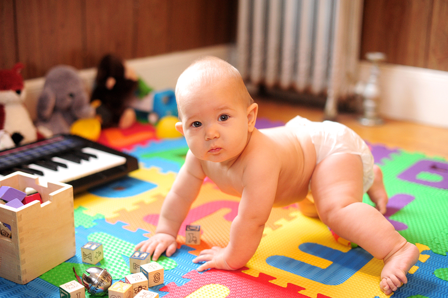 intimate baby session in portland, maine