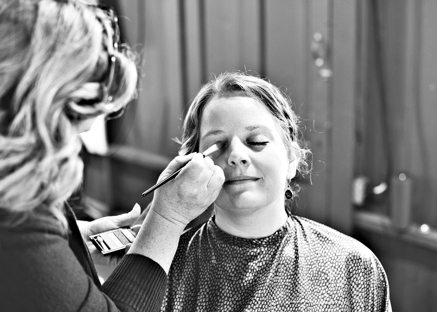 bride getting ready