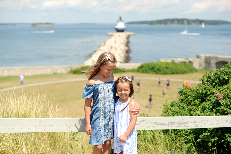 spring point ledge lighthouse family session