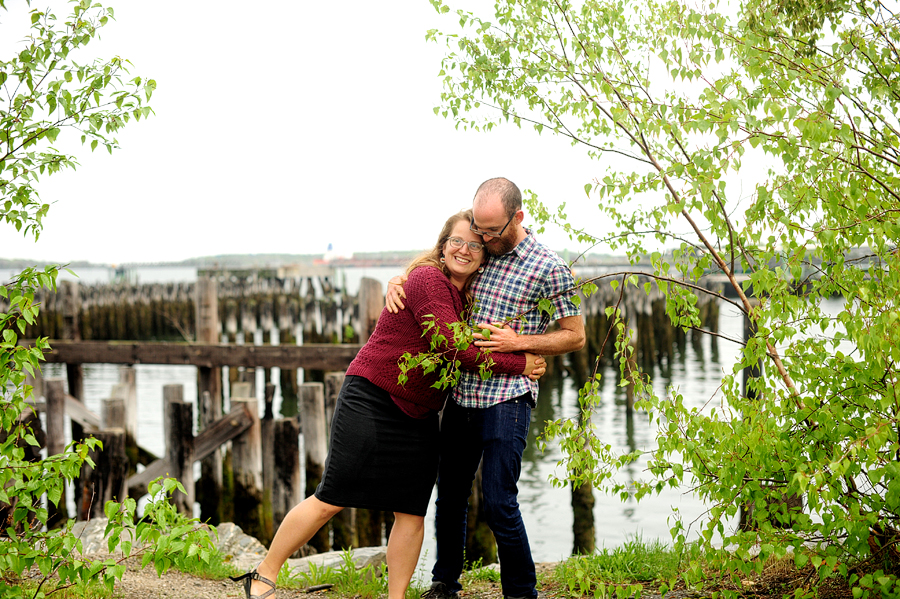 casual portland, maine engagement photos